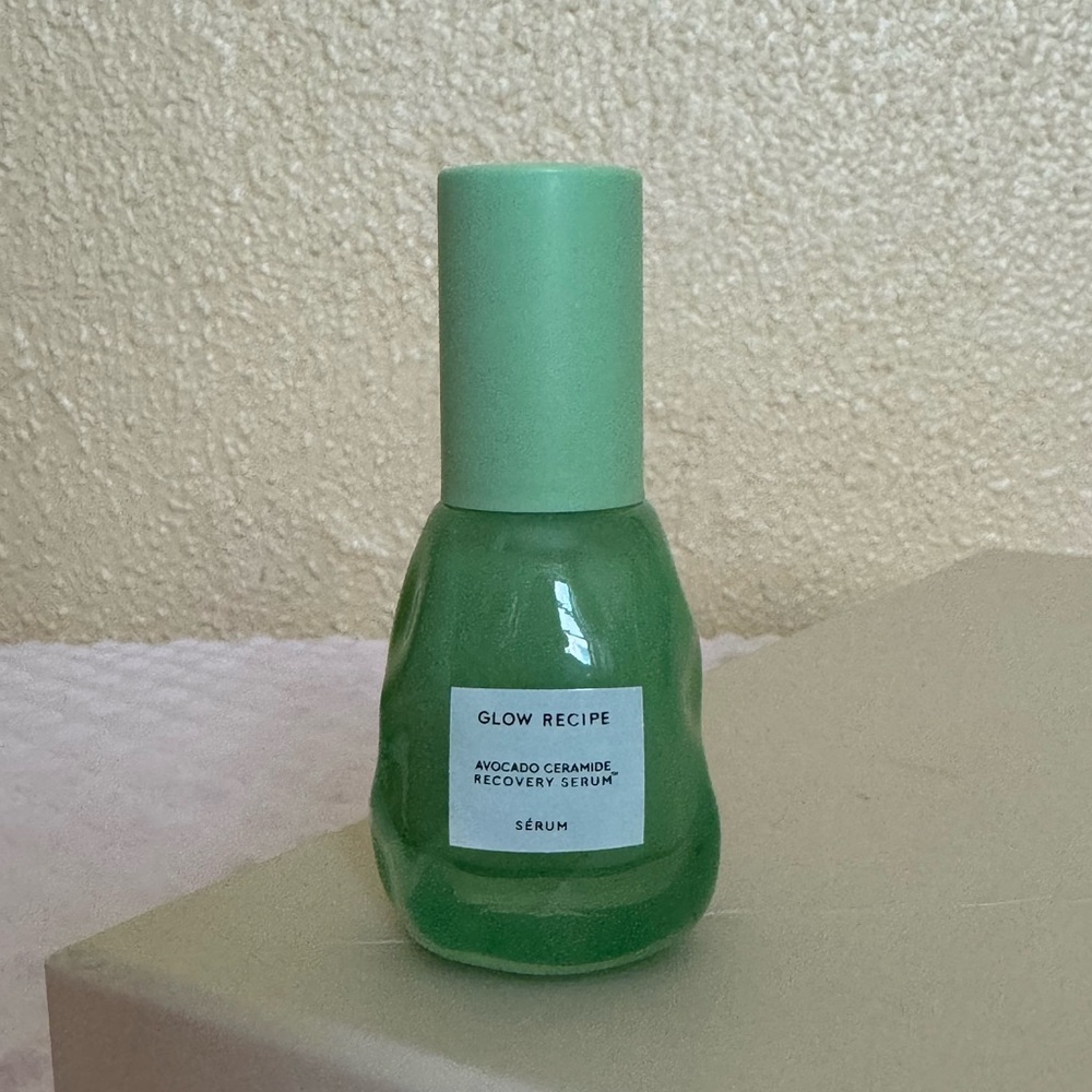 NEW Glow Recipe Avocado Ceramide Recovery Serum